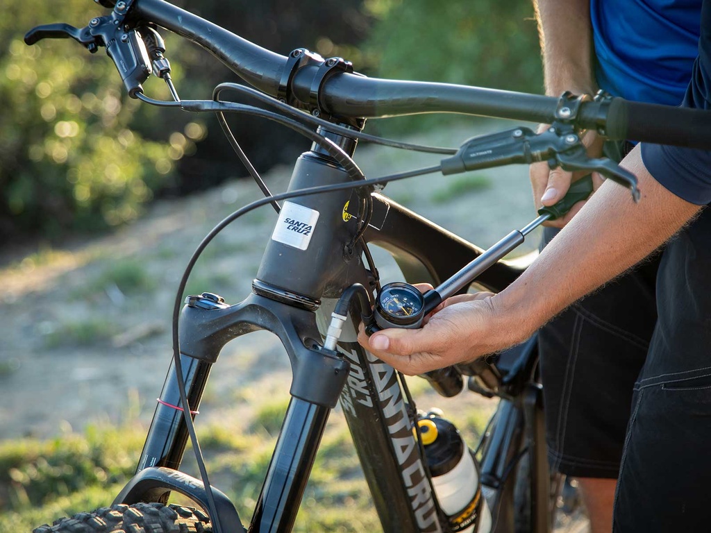 Inflador TOPEAK p/suspension POCKET SHOK DXG TPSDXG-1 c/medidor