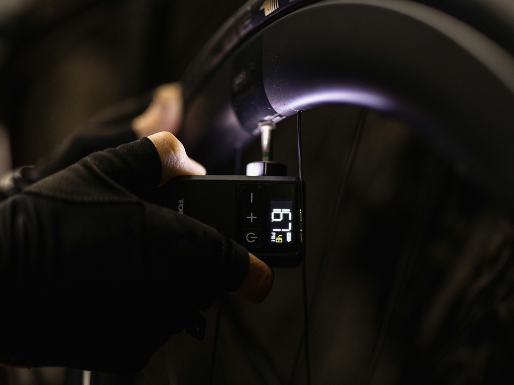 Inflador TOPEAK E-BOOSTER DIGITAL MINI black TDP-E02